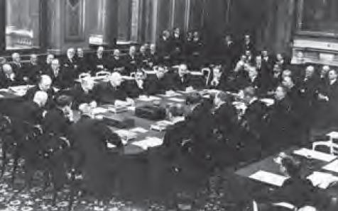 Locarno Görüşmeleri’nde delegeler (1925)